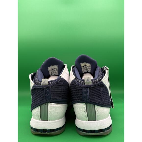Air Jordan 16 Retro “Midnight Navy” Size 10.5 OG Box (683075-106) (2016) main image 7